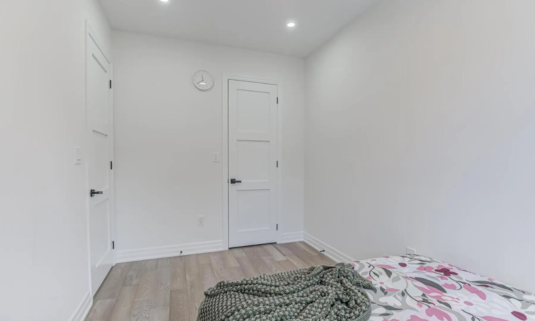 Apartment New Build 4 Bedroom-Beach Vibes In The City Toronto